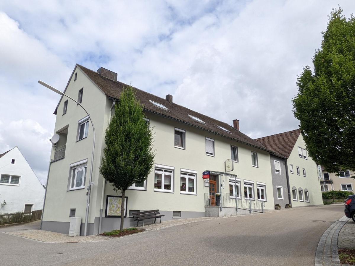 Zum Schwarzen Baeren Hotel Vohenstrauss Luaran gambar