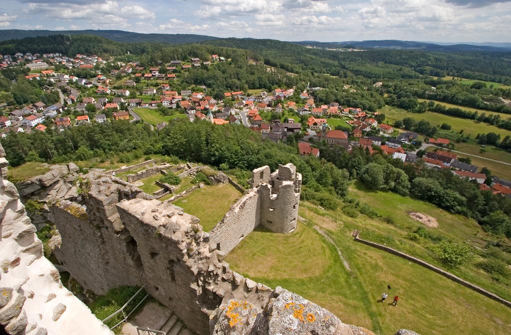 Zum Schwarzen Baeren Hotel Vohenstrauss Luaran gambar